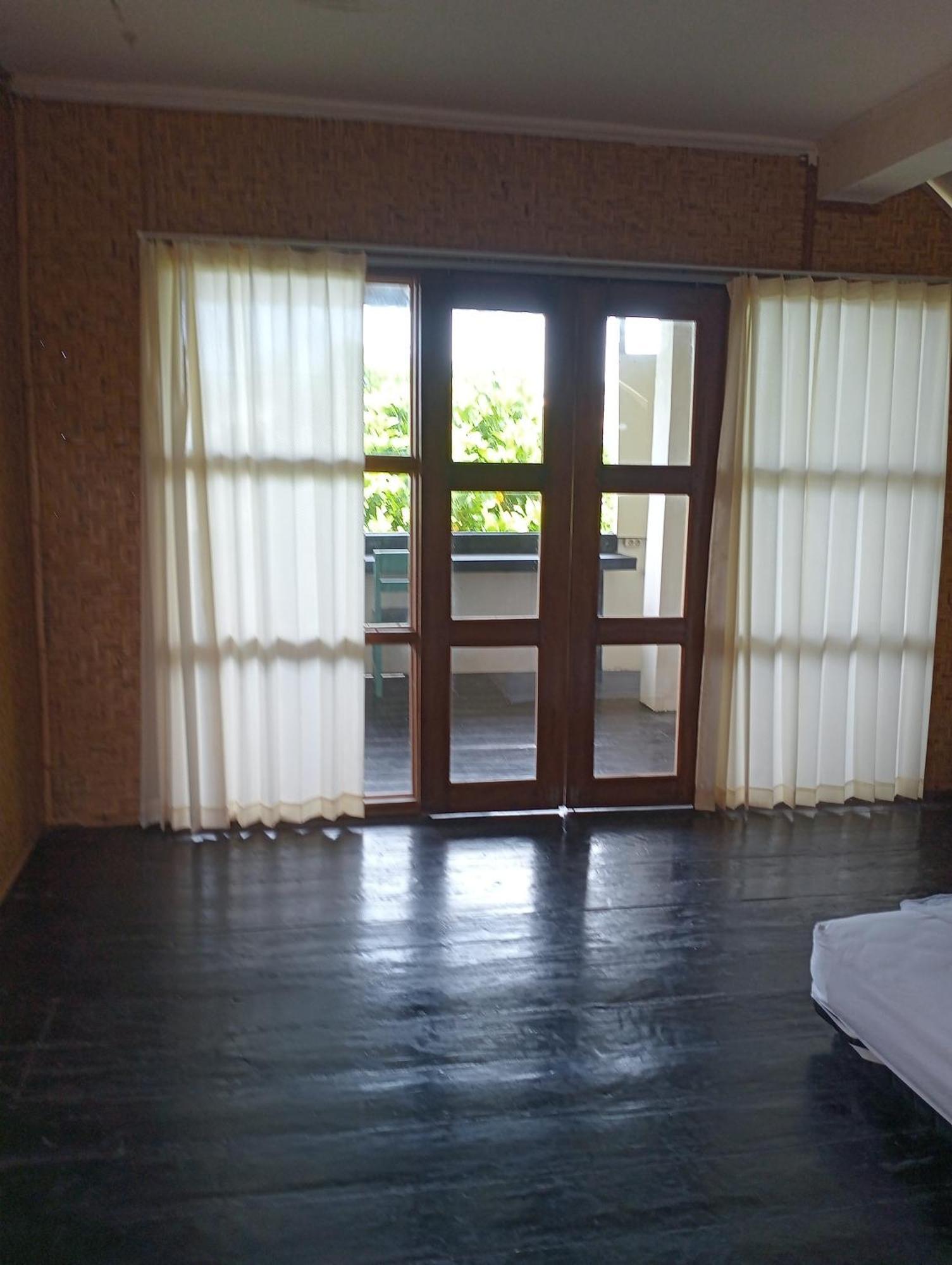 The Daun Puntik Homestay Pemenang エクステリア 写真