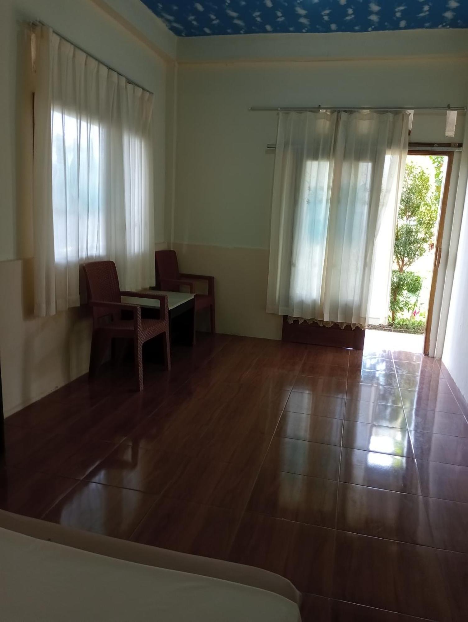 The Daun Puntik Homestay Pemenang エクステリア 写真