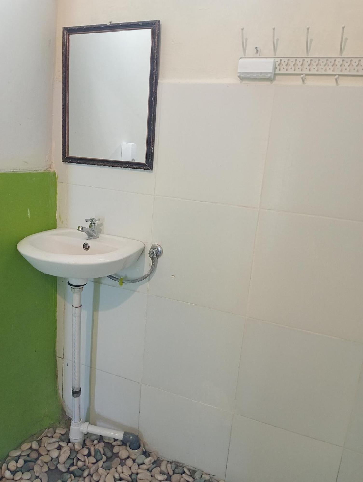 The Daun Puntik Homestay Pemenang エクステリア 写真